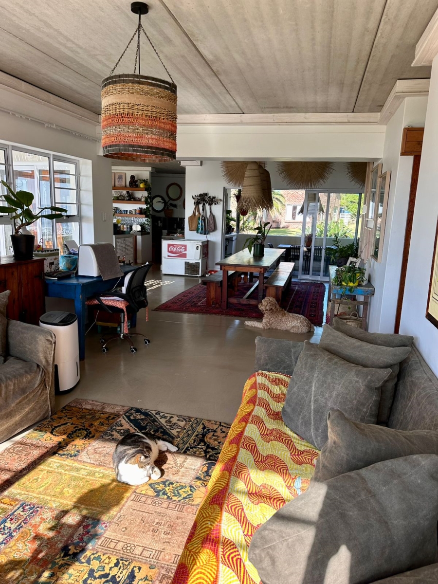 5 Bedroom Property for Sale in Morgans Bay Eastern Cape